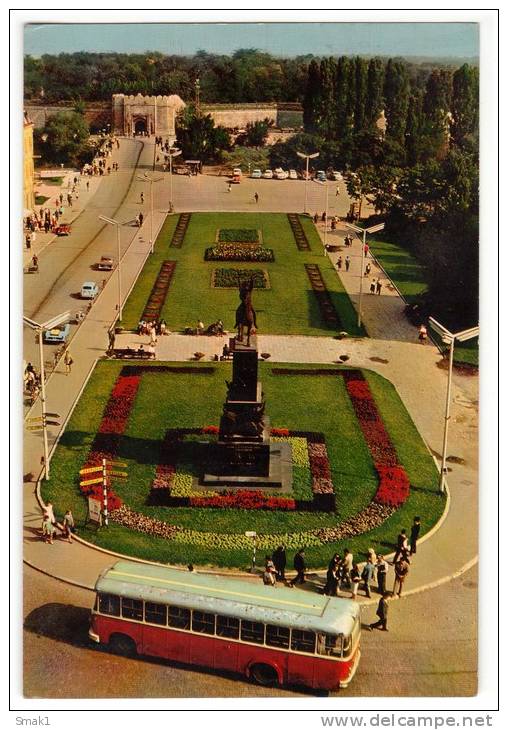 EUROPE SERBIA NIŠ LIBERATION SQUARE POSTCARD 1965. - Serbia