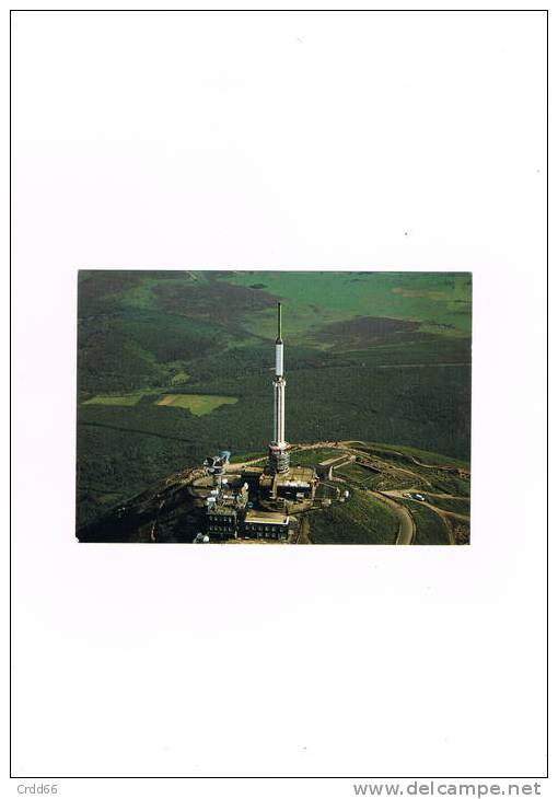 Cpm Le Puy De Dome La France Vu Du Ciel - Autres & Non Classés