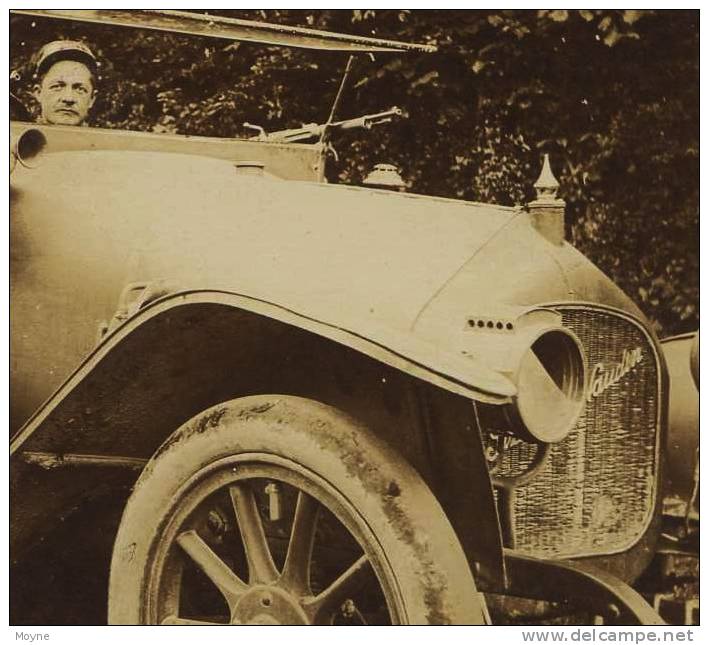 6575  - Militaria - Guerre 1914/18 : VOITURE MILITAIRE ?? Bouchon De Radiateur * Pointe De Casque Allemand* Carte Photo - Matériel