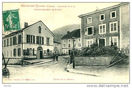 N°27094 -cpa Celles Sur Plaine -place De La Mairie- - Autres & Non Classés