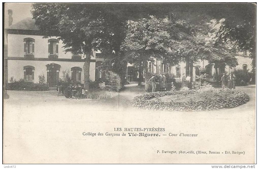 Cpa, Collège Des Garçons De Vic-Bigorre (Htes-Pyr.), Cours D´honneur , Bien Animée - Vic Sur Bigorre