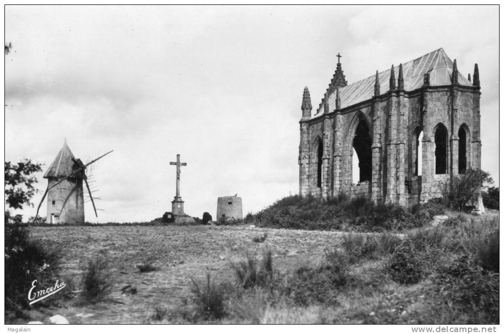 Les Herbiers : Mont Des Alouettes, Chapelle - Les Herbiers