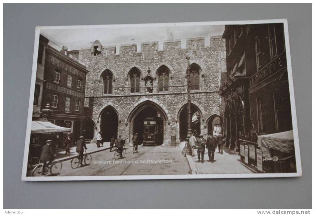 Southampton, Bargate, Bicycles, Tram Trolley 1935 For Naarden Valentine Photo Brown - Southampton