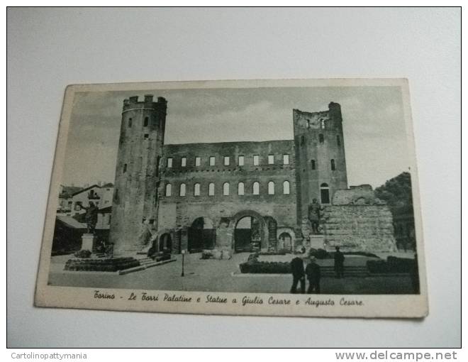 Torino  Piccolo Formato  Le Torri Palatine E Statue A Giulio Cesare E Augusto Cesare - Andere Monumente & Gebäude