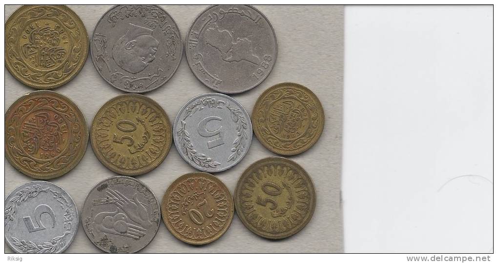 Tunisia  11 Coins   M-3 - Tunisie