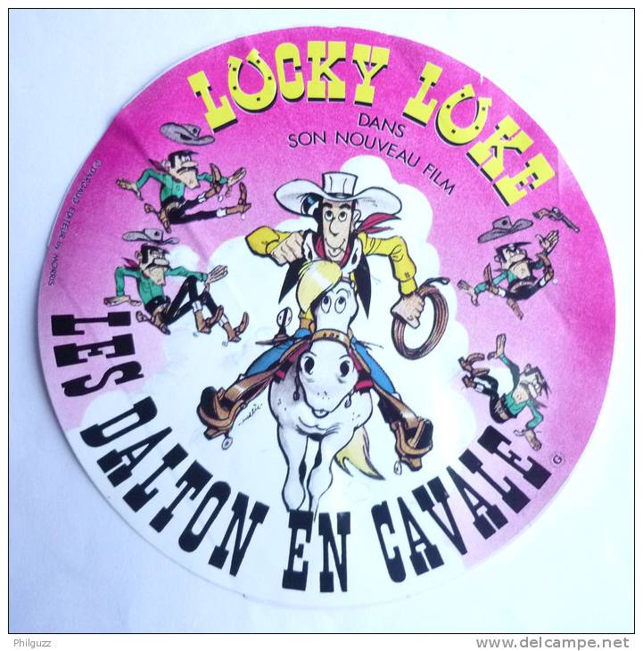 GRAND AUTOCOLLANT PUBLICITAIRE LUCKY LUKE - LES DALTON EN CAVALE - 1983 - Stickers