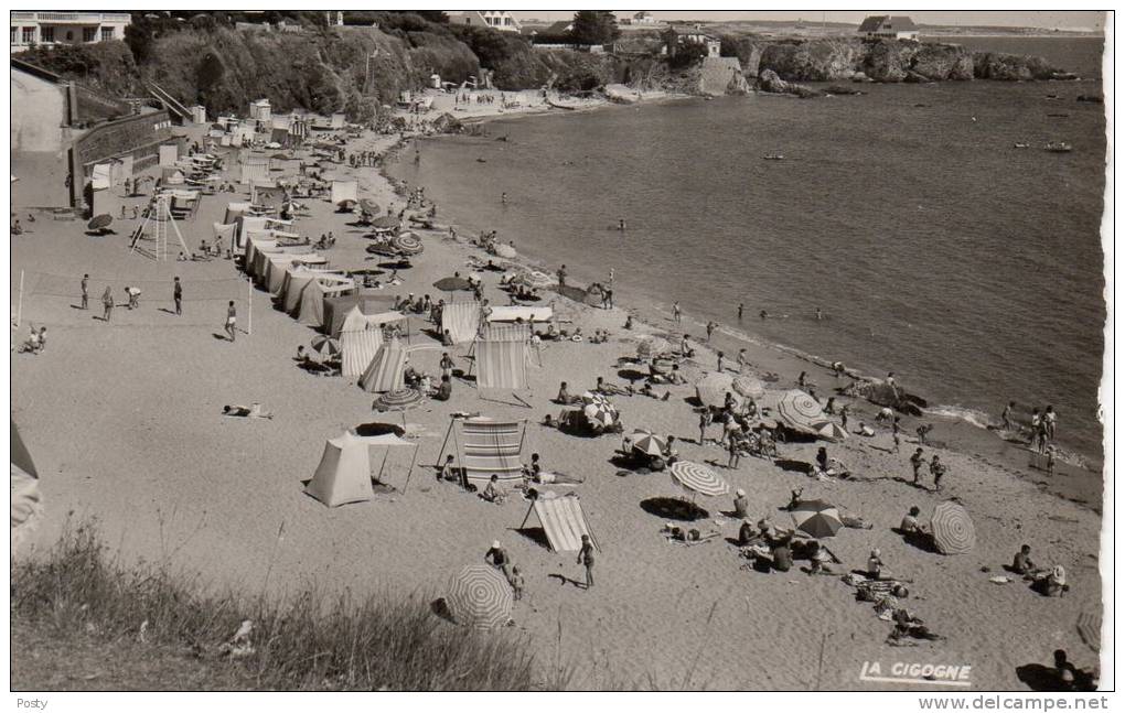 CPSM - LE POULDU - La Grande Plage Et Les Hôtels - Trés Animée - N/b - 1961 ! - - Le Pouldu