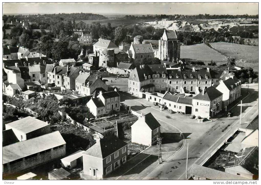 SAINT SAUVEUR LE VICOMTE VUE GENERALE ET ROUTE DE VALOGNES - Saint Sauveur Le Vicomte