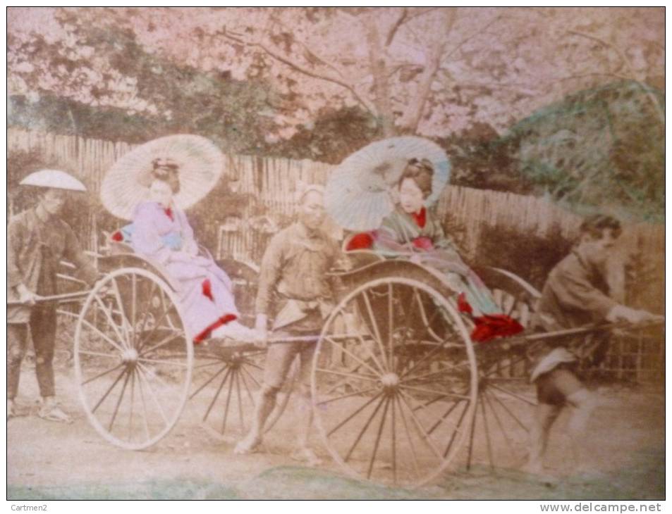 PHOTOGRAPHIE CARTONNEE 1900 : POUSSE-POUSSE JAPON JAPAN TRANSPORT RICKSHAW JAPANESE WOMEN ASIE - Anciennes (Av. 1900)