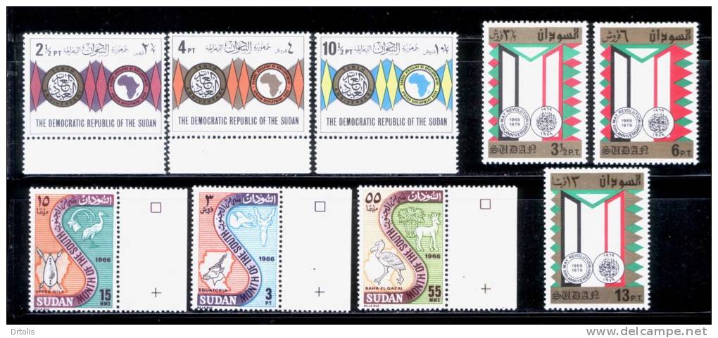 SUDAN / 41 MNH ; EXTRA FINE COMPLETE SETS / 11 SCANS .