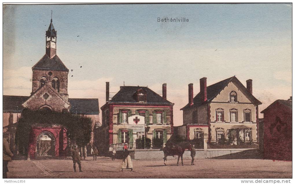 CPA BETHENIVILLE - Une Place, L'église (A19, Ww1, Wk1) - Bétheniville