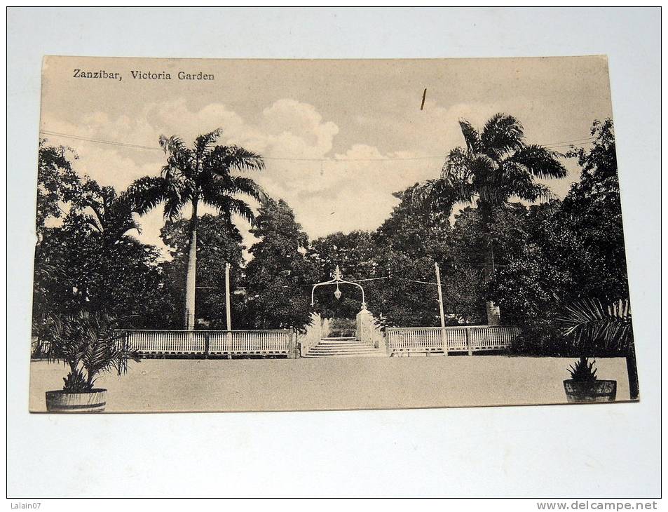 Carte Postale Ancienne : ZANZIBAR : Victoria Garden - Tanzanía