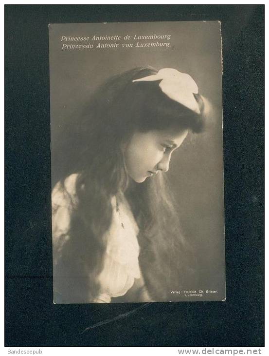 Carte Photo - Grand Duché De Luxembourg - Princesse Antoinette  (  Beau Cliché Jeune Fille Hofphot. Ch. Grieser ) - Koninklijke Familie