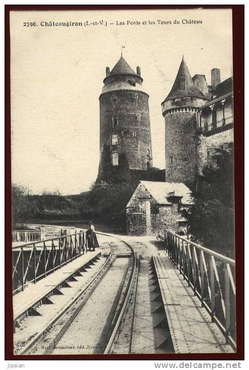 Cpa Du  35 Châteaugiron Les Ponts Et Les Tours Du Château BHU15 - Châteaugiron