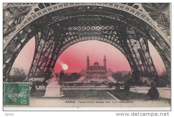 PARIS ( Tour Eiffel Et Grand Arc Avec Trocadero ) - Flugwesen