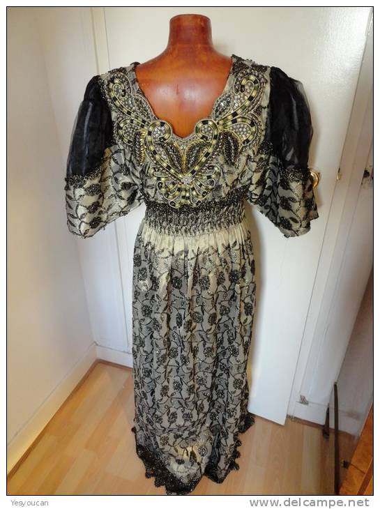 SOMPTUEUSE ROBE DE SOIREE DE CREATEUR (Taille 42-44) - Designermode