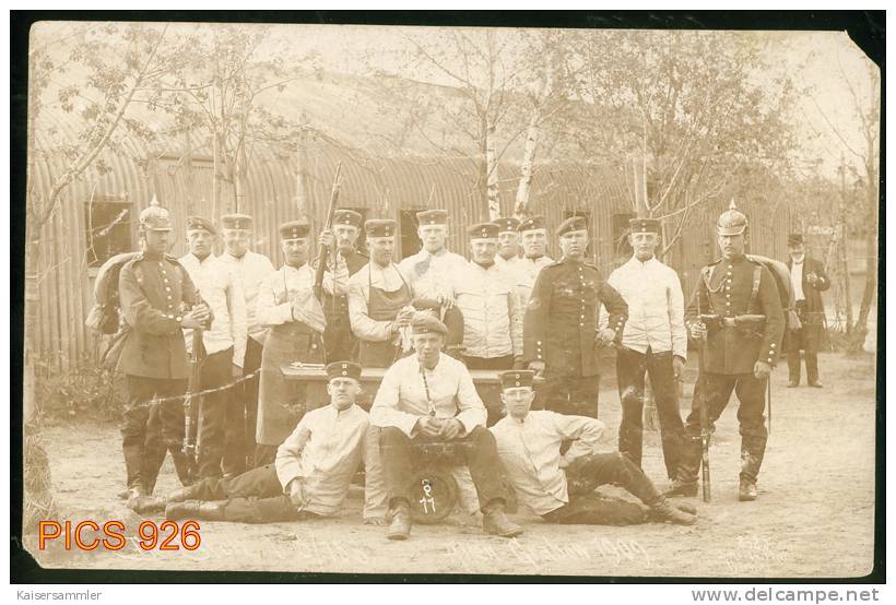 1 CPA - PHOTO - Weapons Clean - Armes Blanches - Waffen Reinigen - Dörnitz - Truppenübungsplatz Altengrabow - Oorlog 1914-18