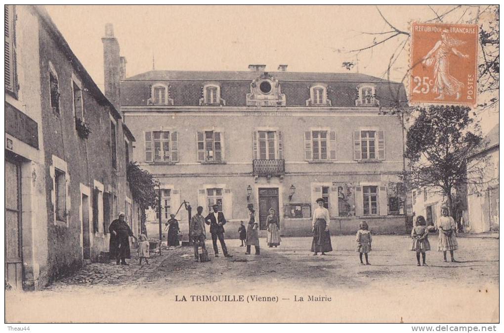 ¤¤  -    LA TRIMOUILLE   -   La Mairie     -  ¤¤ - La Trimouille