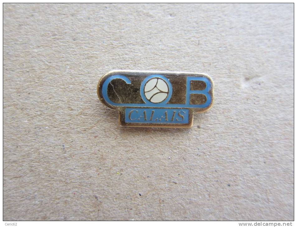 PINS BASKET BALL C.O.B CALAIS - Basketball