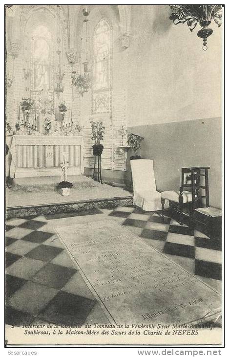 INTERIEUR DE LA CHAPELLE DE LA VENERABLE SOEUR MARIE-BERNAD SOUBIROUS...NEVERS, N&ordm;2 - Nevers