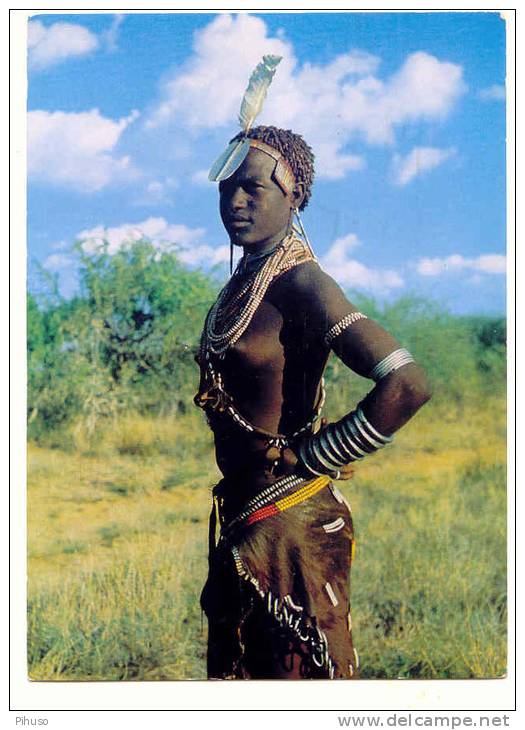 AFR-136    OMO VALLEY : Demi-nude Girl - Ethiopie