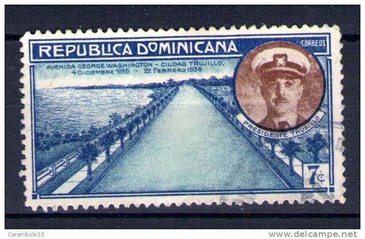 Timbre République  Dominicaine " REPUBLICA DOMINICANA Oblitéré  AVENIDA GEORGES WASHINGTON TRUJILLO - Dominican Republic