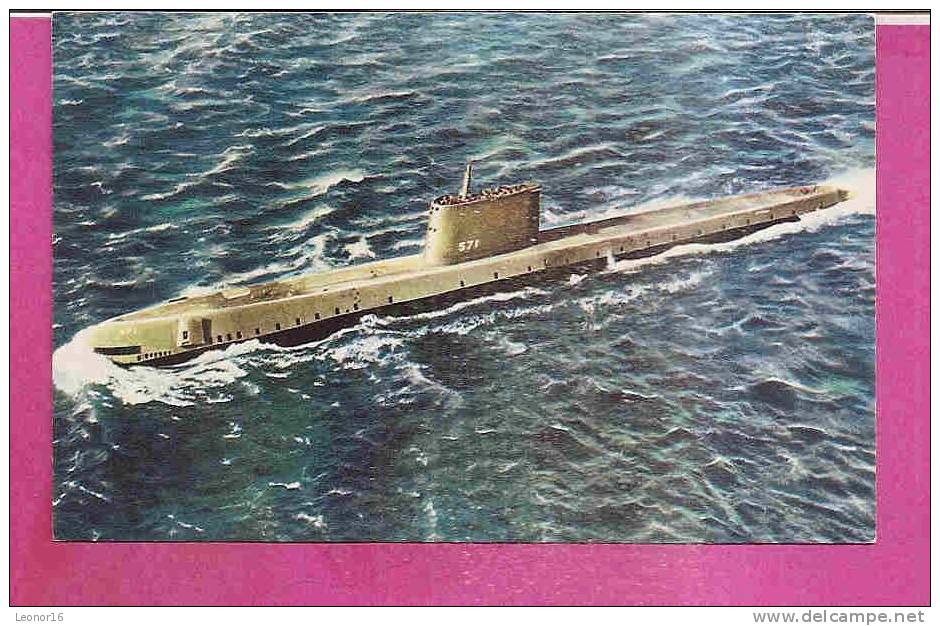 ** U.S.S.NAUTILUS (SSN-571)** PREMIER SOUS MARIN ATOMIQUE   -   Editeur : Comité National De L' Enfance  De PARIS  N°2 - Submarines