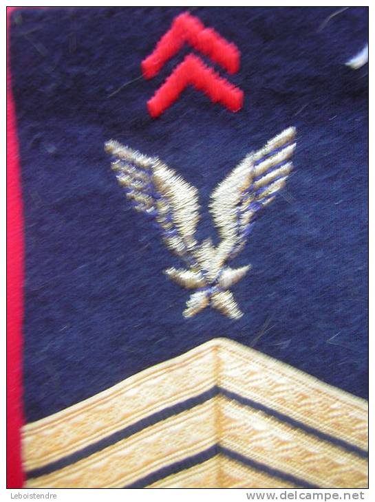 MILITARIA  ECUSSON TISSU OU GALON - Patches