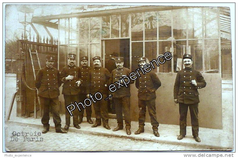 CPA Carte Photo Militaire Gendarme Octroi 1910 PARIS 75017 - Police - Gendarmerie