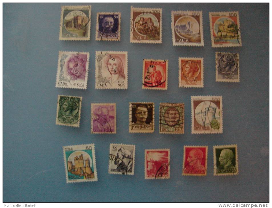 Lot De 20 Timbres D Italie - Collections