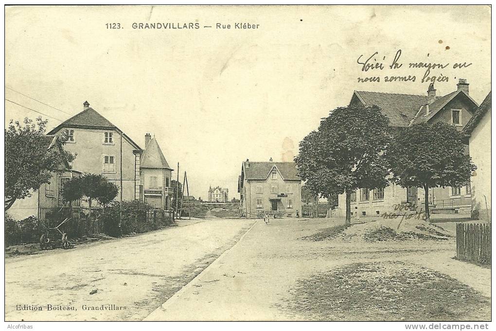 90 CPA Grandvillars Rue Kleber Entree Du Village - Grandvillars