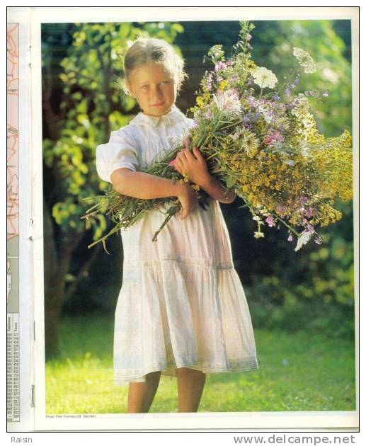 Almanach Des P T T 1988 Oberthur Vases De Fleurs Fotogram-Stone/Cherville Décoré De Guirlandes Fleuries BE - Big : 1981-90