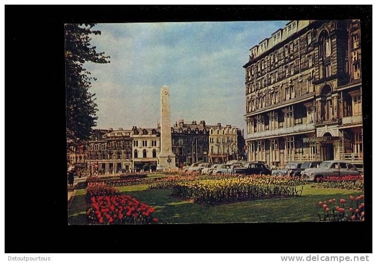 HARROGATE Yorkshire War Mémorial From Prospect Palace  ( Old Cars ) - Harrogate