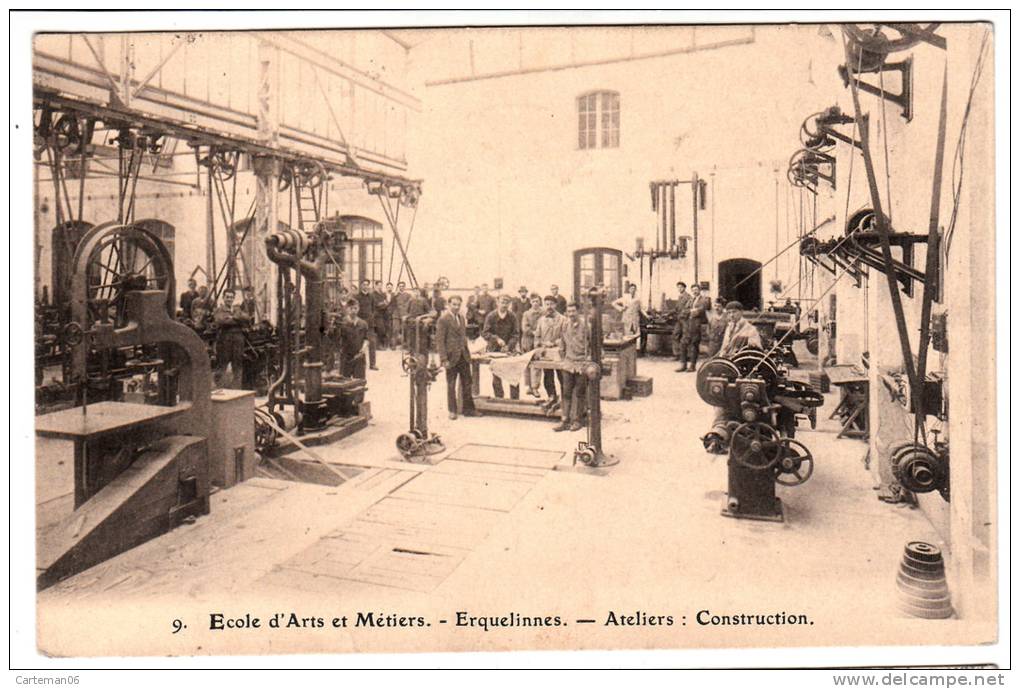 Belgique - Erquelinnes - Ecole D'Arts Et Métiers - Ateliers : Construction - Erquelinnes