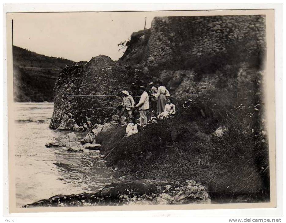 42 : Le Pertuiset :  Un Coin De Pêcheur Aux Neufs Ponts ??? - Petite Photo 11,5  /  8,5 - Andere & Zonder Classificatie