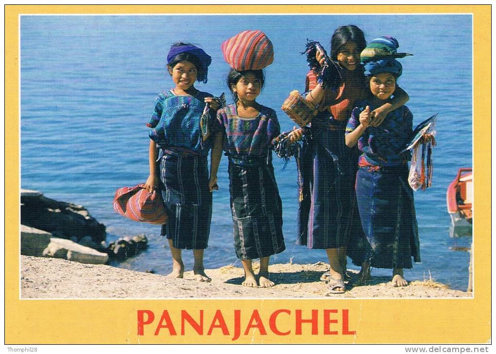 PANAJACHEL - 4 Enfants En Costumes Traditionels - 2 Scans - Guatemala