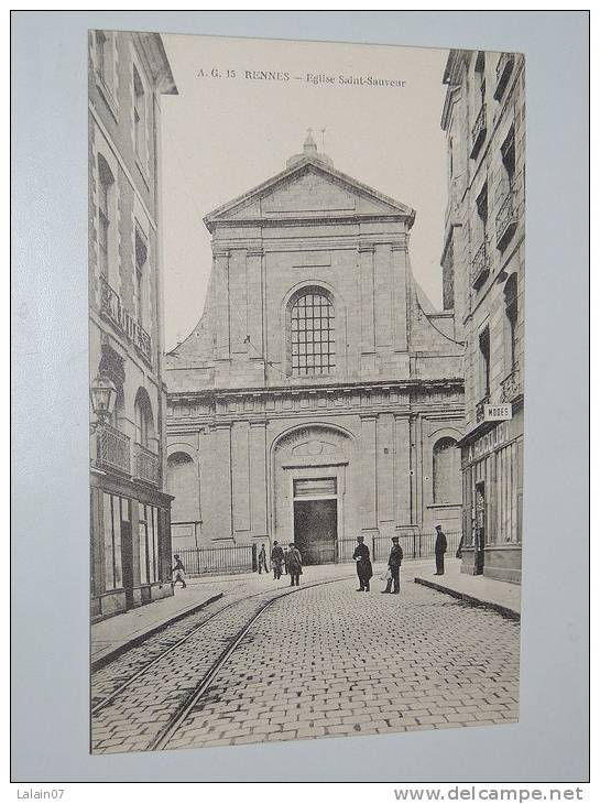 Carte Postale Ancienne : RENNES : Eglise Saint-Sauveur , Animé , Modes A. Hocquet - Rennes