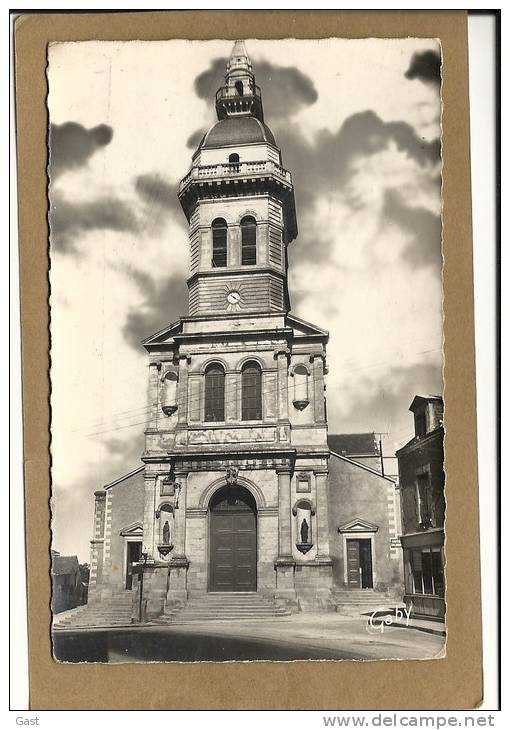 44  SAVENAY   L  EGLISE - Savenay