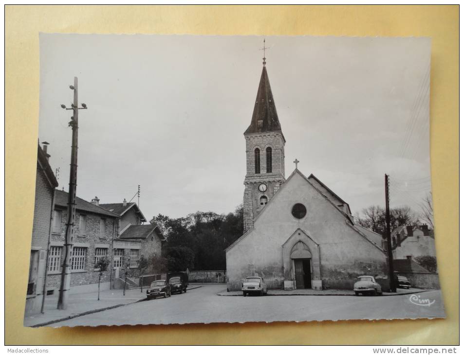 Villecresnes (94) L'église- L'école - 404- Dauphine- Panhard - Villecresnes