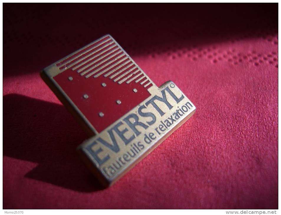 PIN´S  EVERSTYL  ARTHUS BERTRAND   PINS EPINGLETTE - Arthus Bertrand