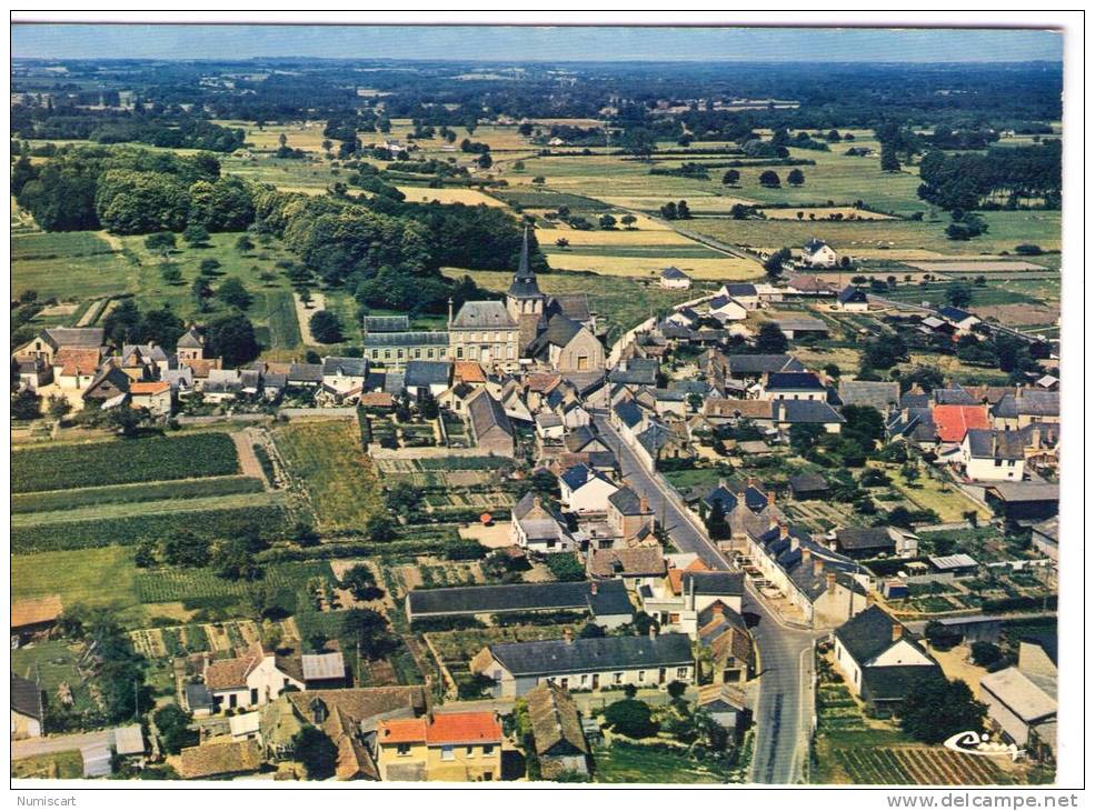 Clefs..belle Vue Aérienne Du Village..l'Eglise - Other & Unclassified