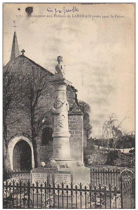 17 LANDRAIS  Coin Du VILLAGE  EGLISE  Et  MONUMENT Au  MORTS  En 1928 - Sonstige & Ohne Zuordnung