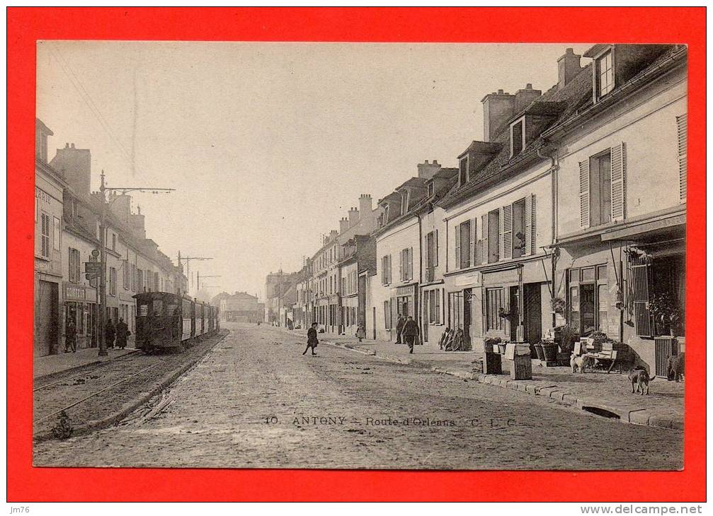 ANTONY - Route D'Orléans. (Belle Animation Tramway) - Antony