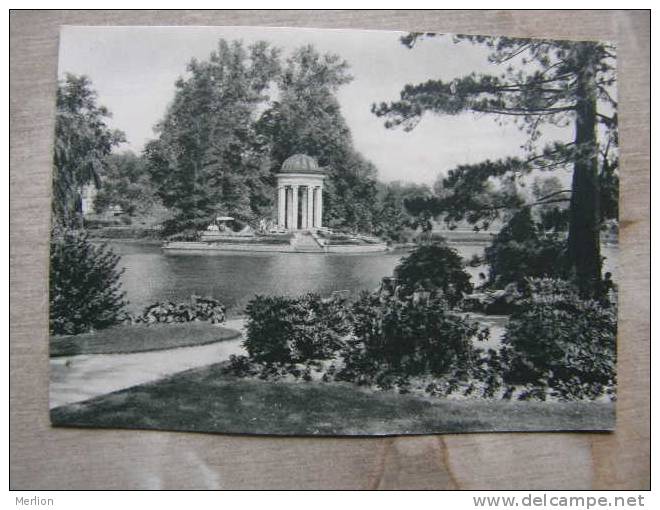 Im Park  Von Markkleeberg   D87011 - Markkleeberg