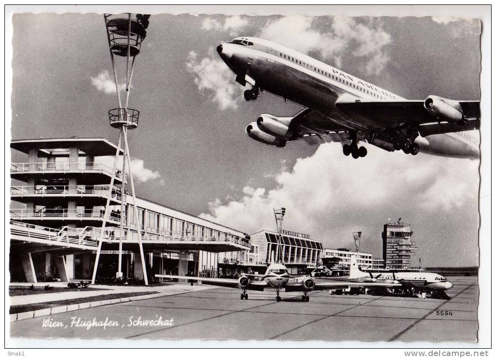 TRANSPORT AERODROMES SCHWECHAT WIEN AUSTRIA BIG POSTCARD - Vliegvelden