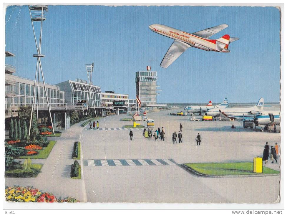 TRANSPORT AERODROMES SCHWECHAT WIEN AUSTRIA BIG POSTCARD 1965. - Aerodrome