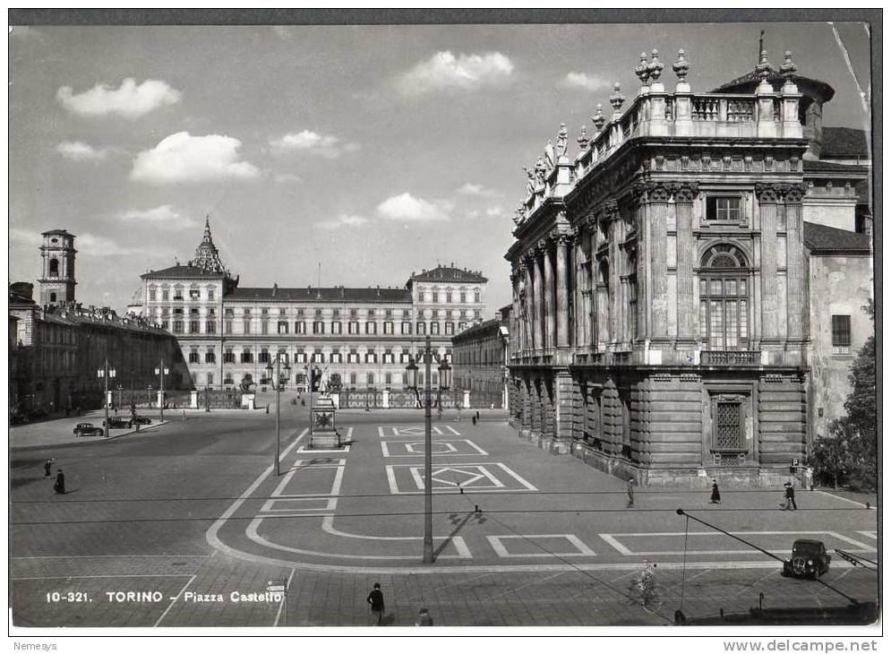 1955 TORINO PIAZZA CASTELLO 2 SCANS V FG ANIMATA TIMBRO XXXVII SALONE INTERNAZIONALE DELL´AUTOMOBILE - Places