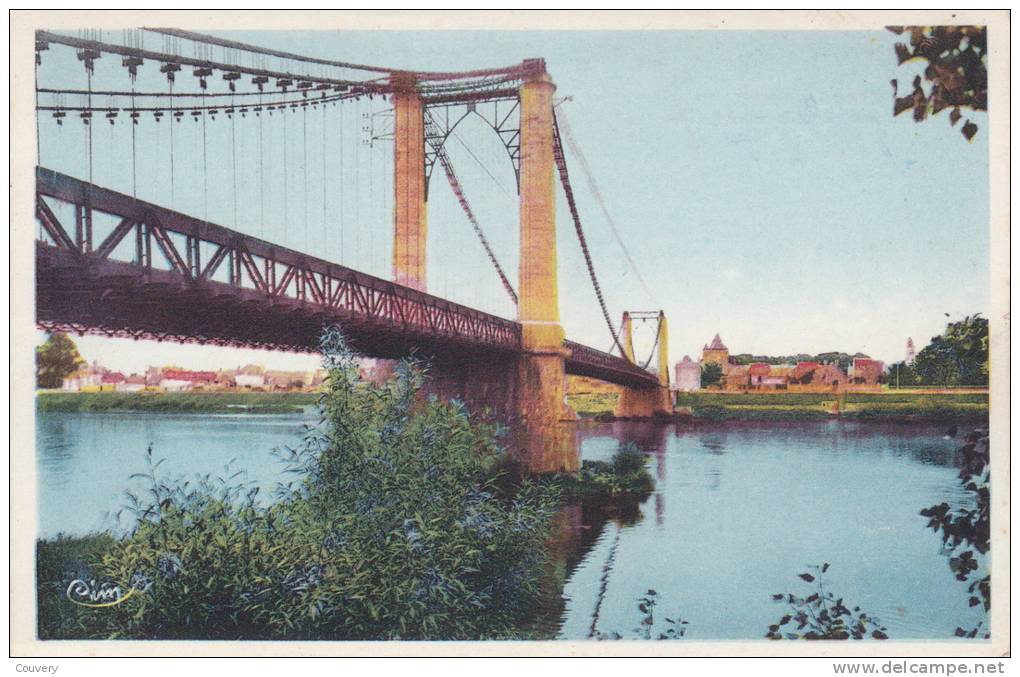 CPA 49  LES ROSIERS ,le Pont . (CIM) - Saumur