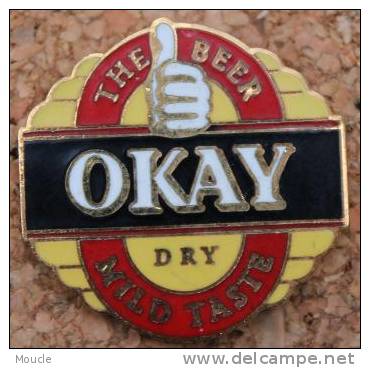 THE BEER OKAY DRY MILD TASTE -  BIERE  - BIER -             (ROUGE) - Bierpins