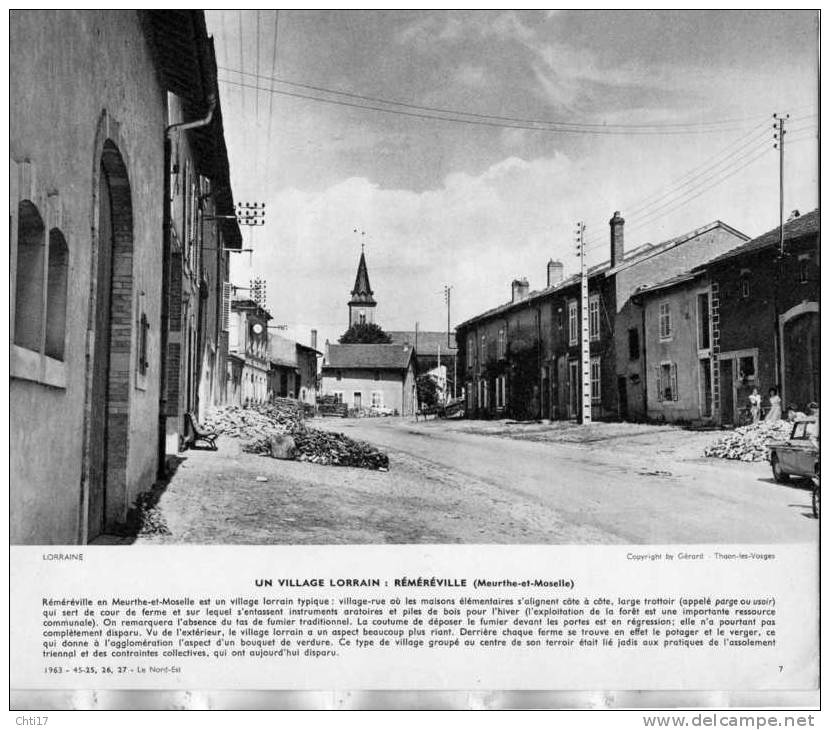 REMEREVILLE CENTRE DU VILLAGE AVEC USOIR ET TAS DE BOIS / MEURTHE ET MOSELLE   PHOTO FORMAT 24X20CM EDITION 1962 - Lieux